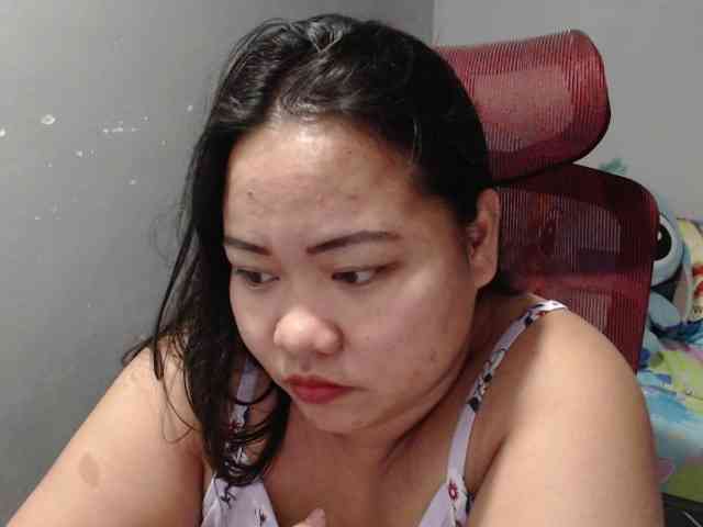 BubbleButtPinay webcam