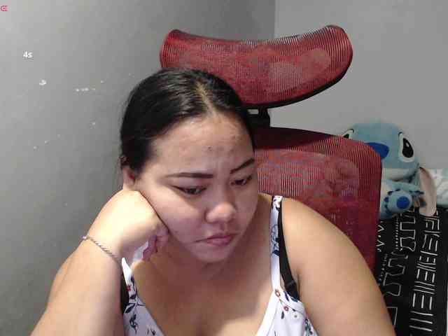 BubbleButtPinay webcam