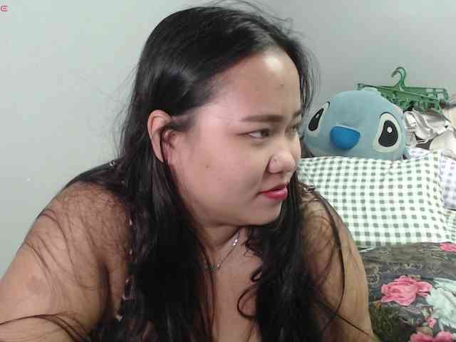 BubbleButtPinay webcam