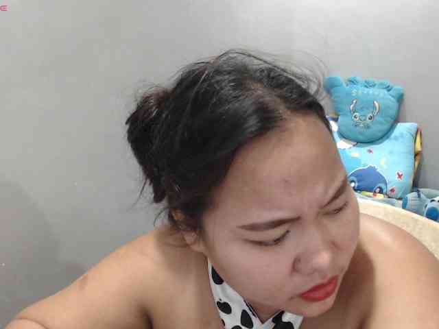 BubbleButtPinay webcam