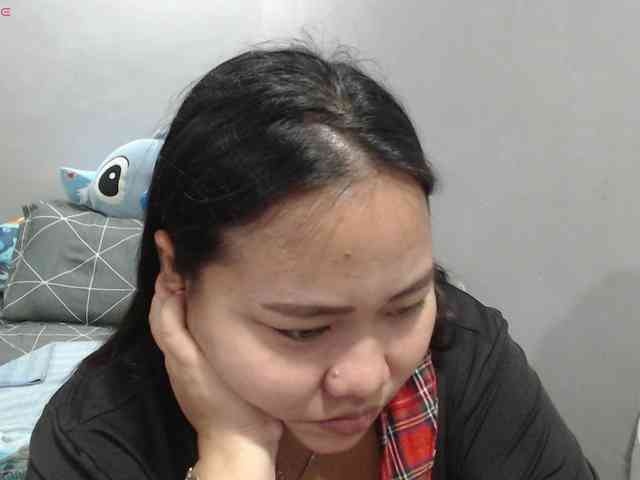 BubbleButtPinay webcam