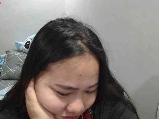 BubbleButtPinay webcam