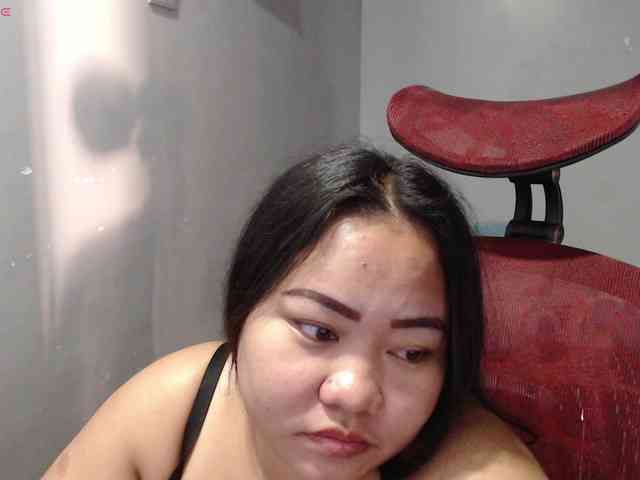 BubbleButtPinay webcam