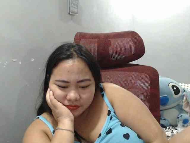 BubbleButtPinay webcam