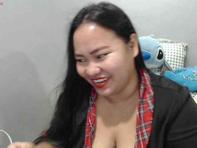 BubbleButtPinay webcam
