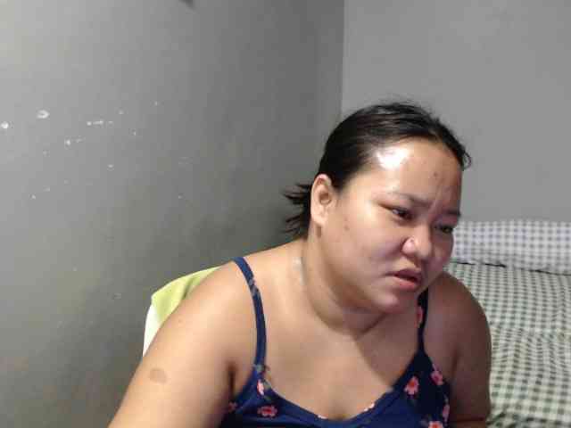 BubbleButtPinay webcam