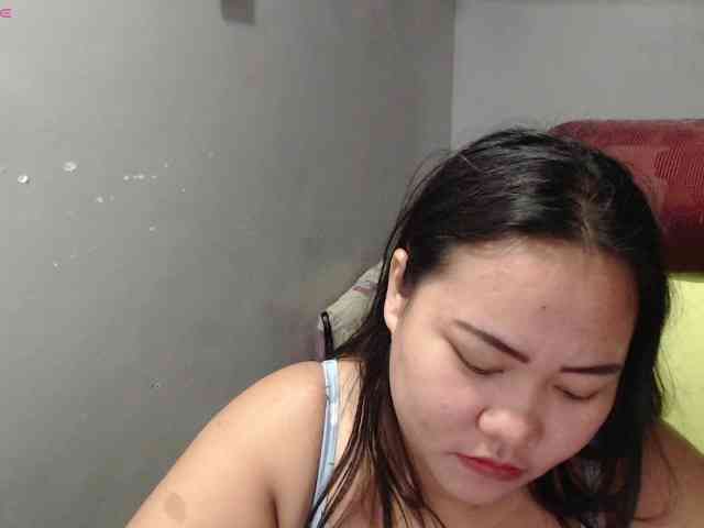 BubbleButtPinay webcam