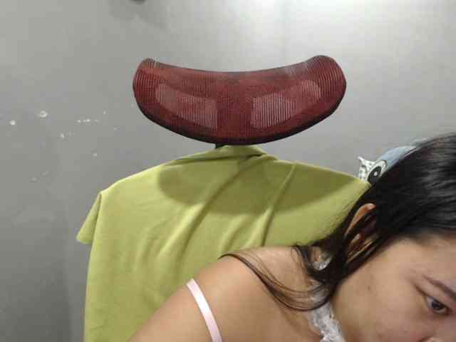 BubbleButtPinay webcam