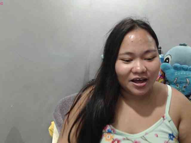 BubbleButtPinay webcam