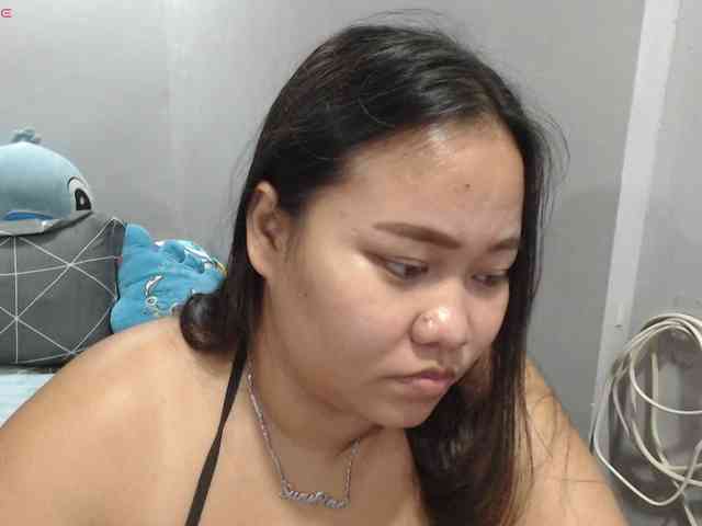 BubbleButtPinay webcam