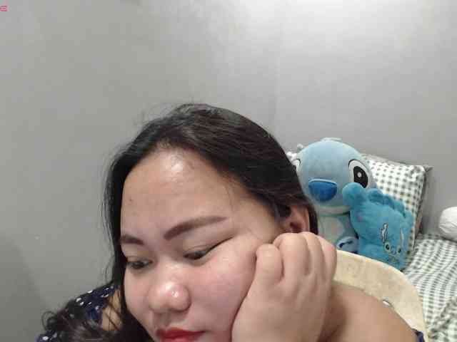 BubbleButtPinay webcam