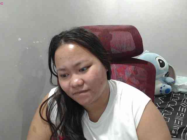 BubbleButtPinay webcam