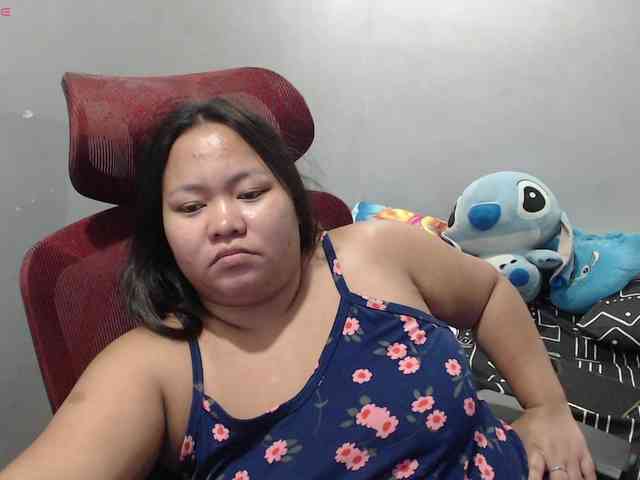 BubbleButtPinay webcam