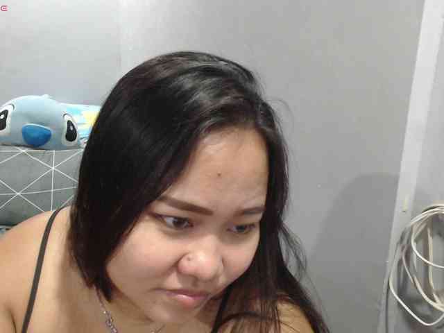 BubbleButtPinay webcam