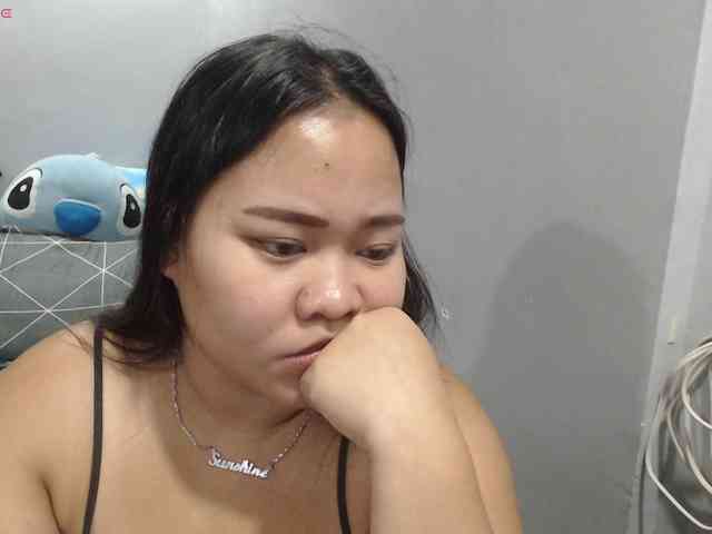 BubbleButtPinay webcam