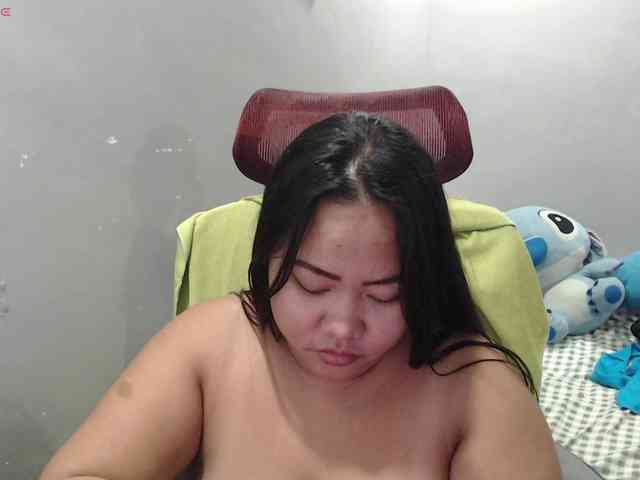 BubbleButtPinay webcam