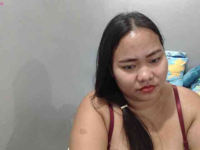 BubbleButtPinay webcam