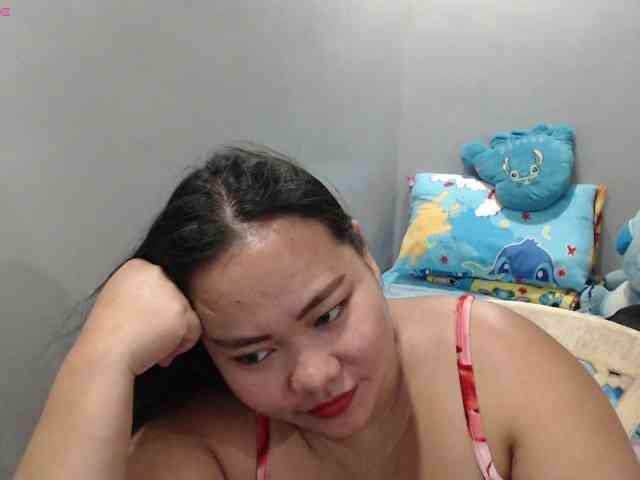 BubbleButtPinay webcam