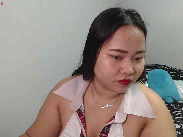 BubbleButtPinay webcam