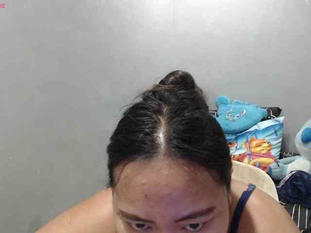 BubbleButtPinay webcam