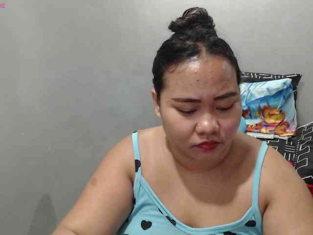 BubbleButtPinay webcam