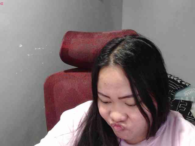 BubbleButtPinay webcam