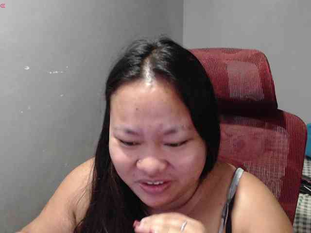 BubbleButtPinay webcam