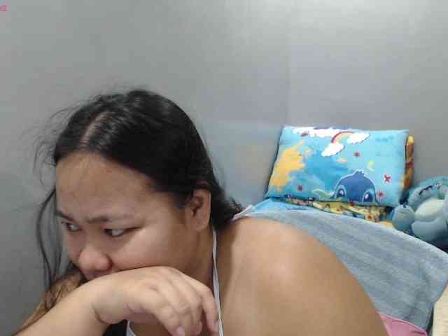 BubbleButtPinay webcam