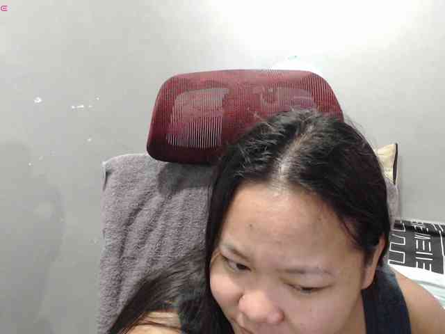 BubbleButtPinay webcam