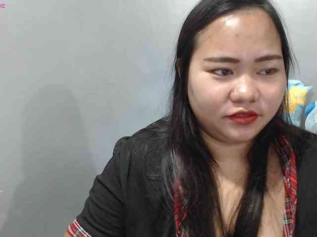 BubbleButtPinay webcam