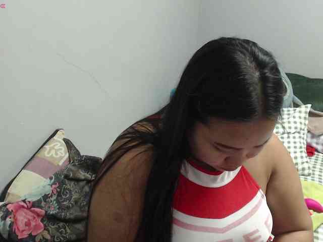BubbleButtPinay webcam