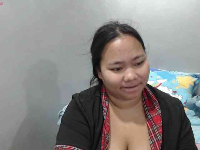 BubbleButtPinay webcam