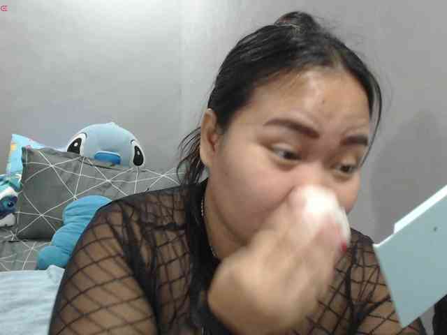 BubbleButtPinay webcam