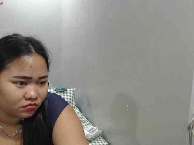 BubbleButtPinay webcam