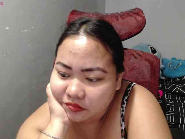 BubbleButtPinay webcam