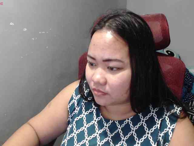 BubbleButtPinay webcam