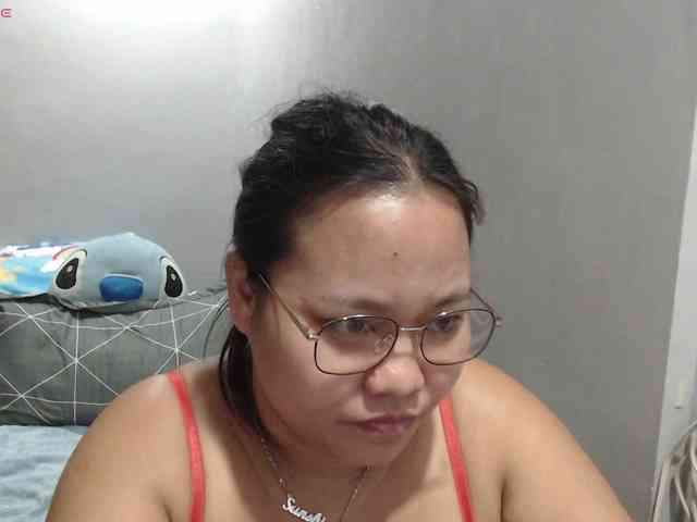 BubbleButtPinay webcam