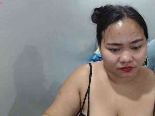 BubbleButtPinay webcam