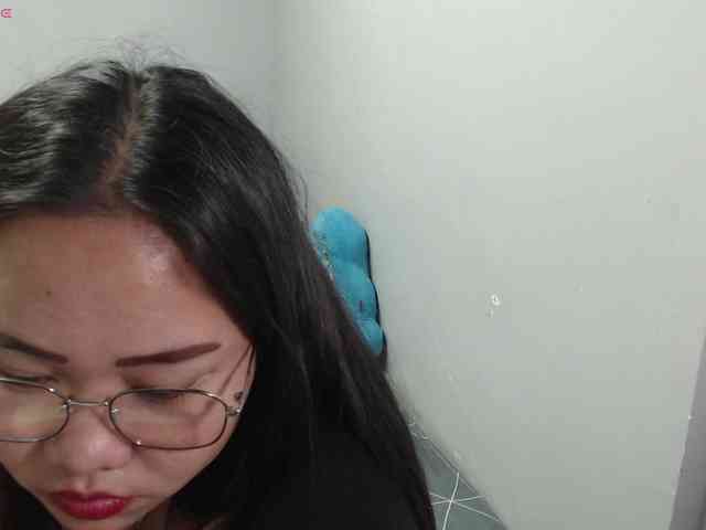 BubbleButtPinay webcam