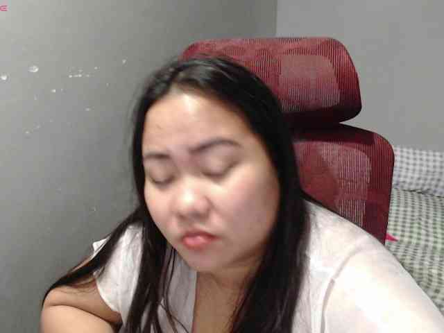 BubbleButtPinay webcam