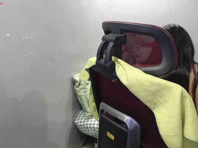 BubbleButtPinay webcam