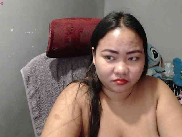 BubbleButtPinay webcam