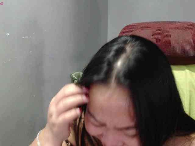 BubbleButtPinay webcam