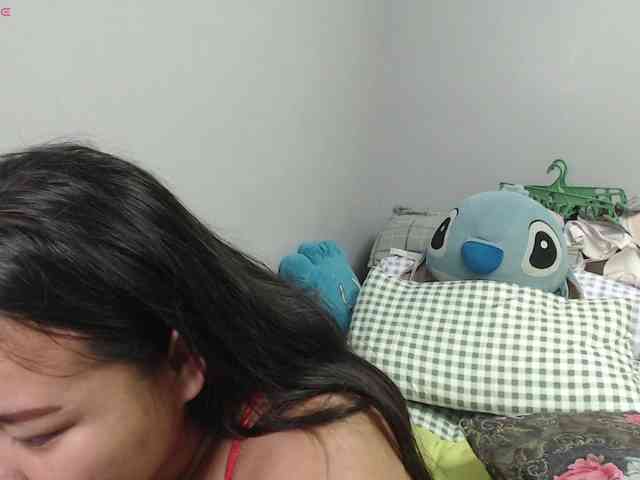 BubbleButtPinay webcam