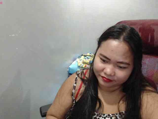 BubbleButtPinay webcam