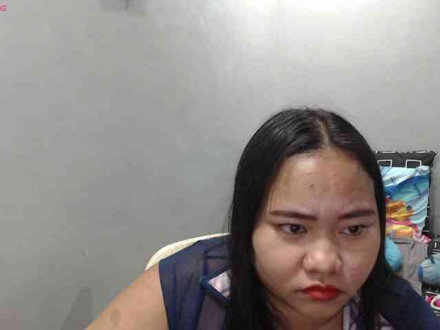 BubbleButtPinay webcam