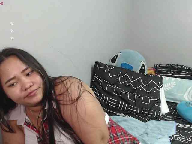 BubbleButtPinay webcam