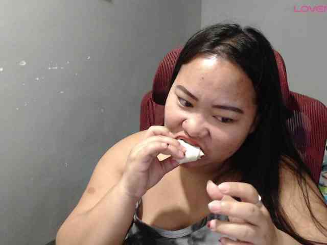 BubbleButtPinay webcam