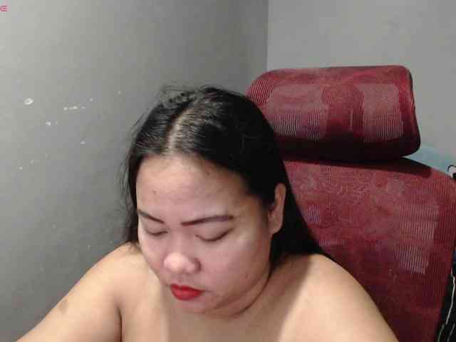 BubbleButtPinay webcam