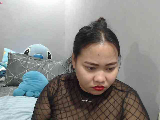 BubbleButtPinay webcam